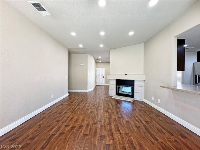 Building Photo - 732 Rocky Trail Rd