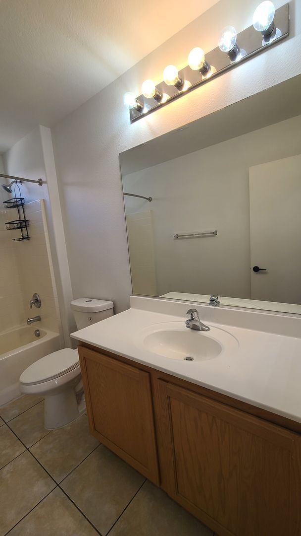 Building Photo - 3 Bedroom home in Southwest Las Vegas