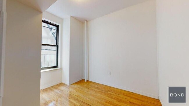 Building Photo - 3 bedroom in Manhattan NY 10003