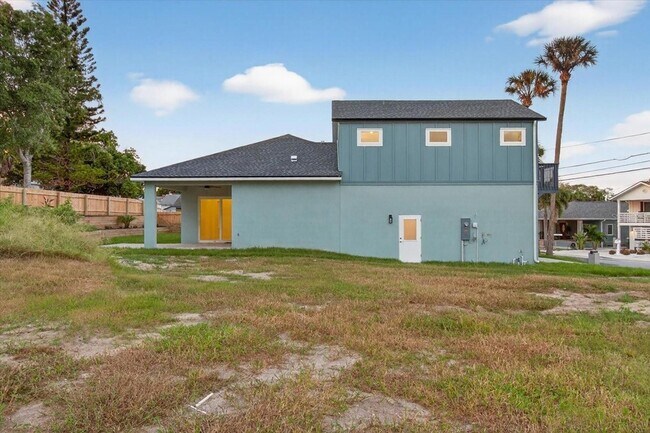 Building Photo - 207 Athens St