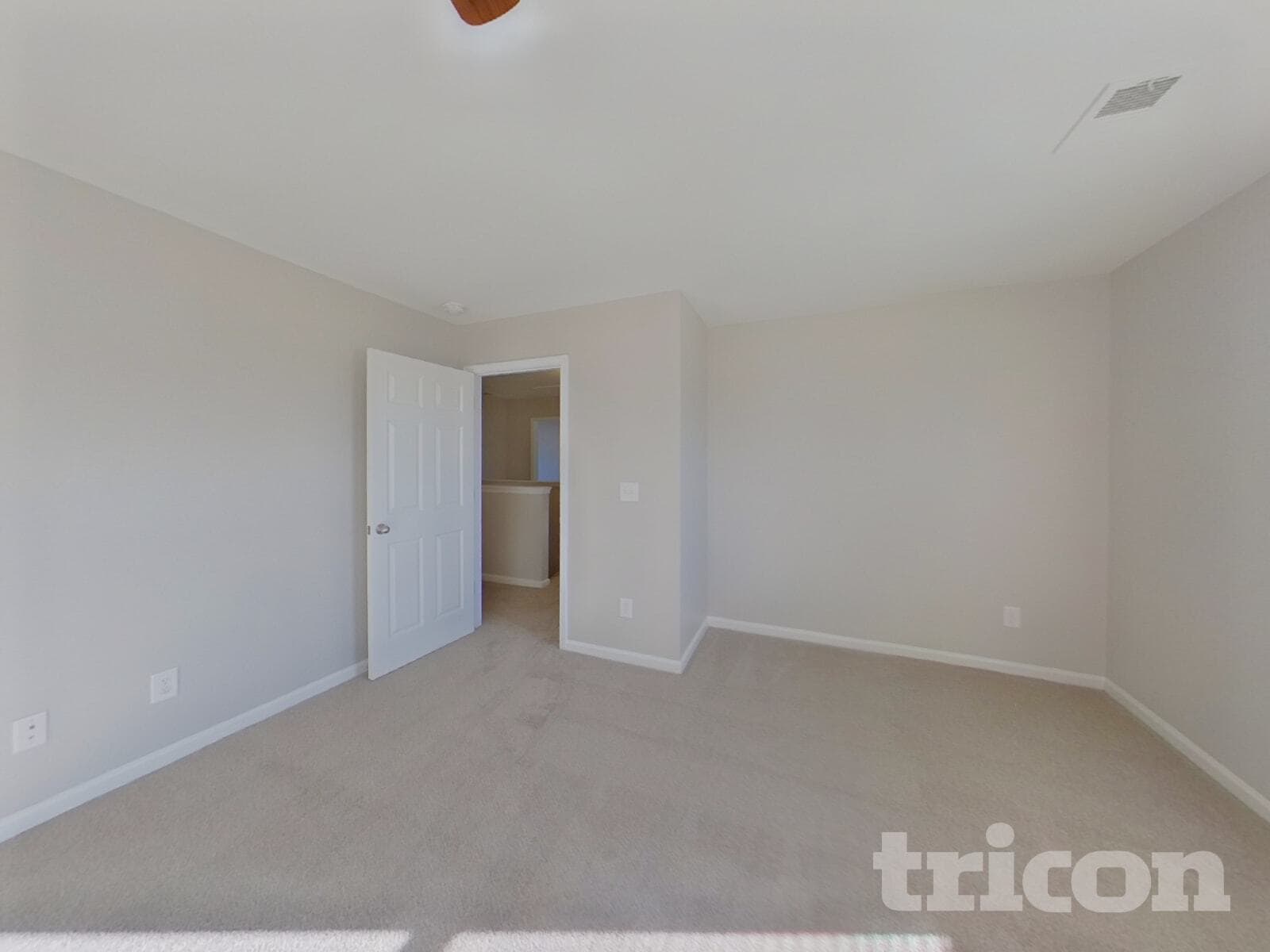 Building Photo - 309 Finch Ln