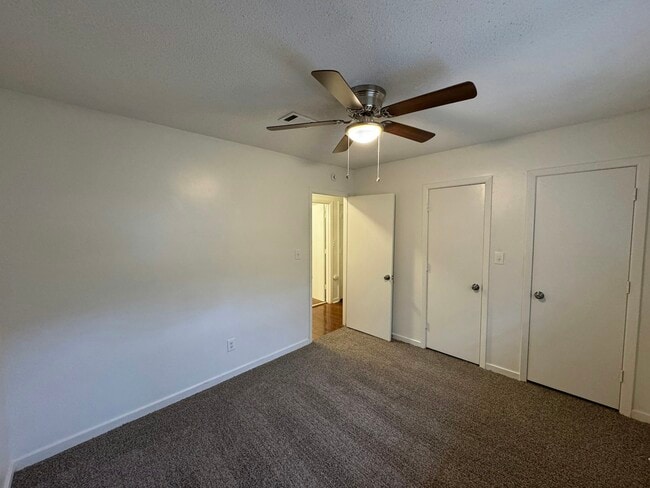 Building Photo - 2235 Scanlon Dr