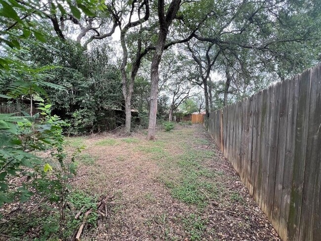 Building Photo - 7209 Aldea Dr