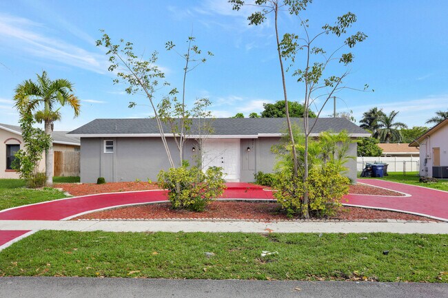 Building Photo - 8211 NW 45th Ct