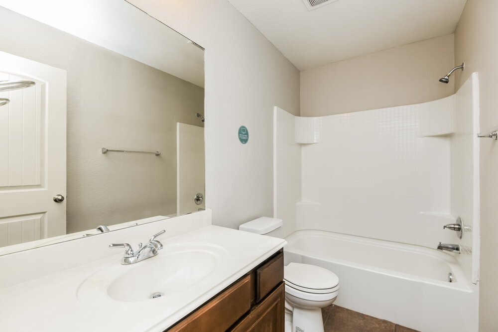 Building Photo - 7612 Hollow Point Dr