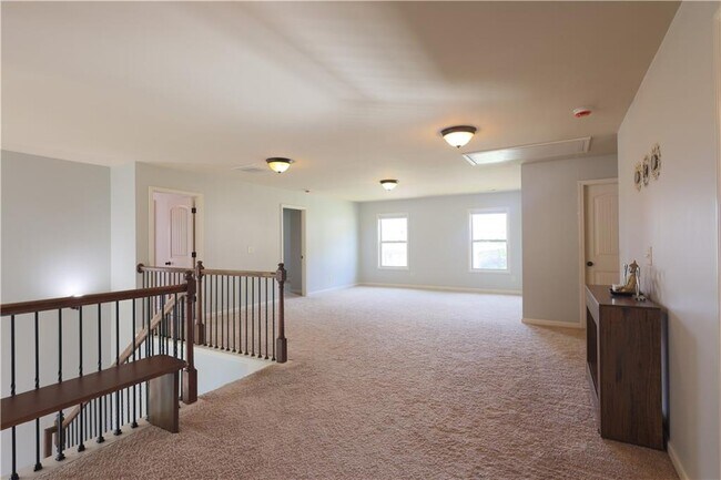 Building Photo - 3125 Pleasant Valley Trail