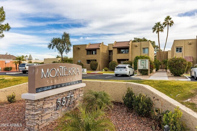 Primary Photo - 5877 N Granite Reef Rd