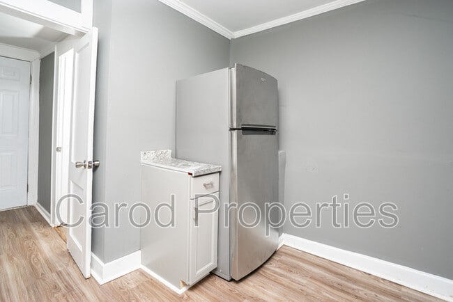 Building Photo - 136 Powder St SW