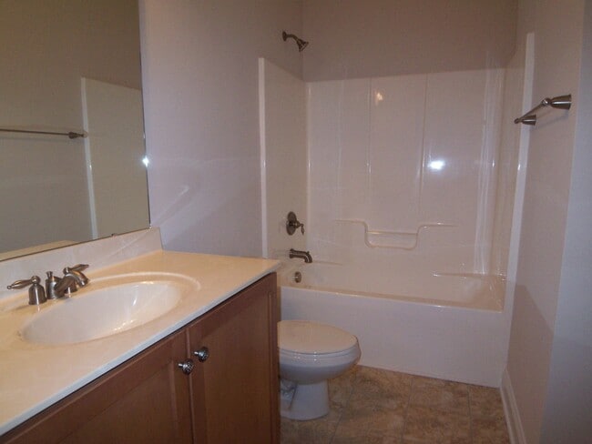 Building Photo - Immaculate 4/3 Home in Cureton! COMING SOON!