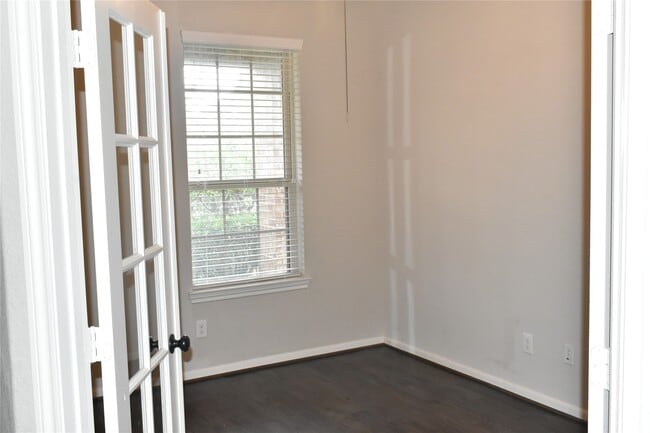 Building Photo - 29027 Crystal Rose Ln