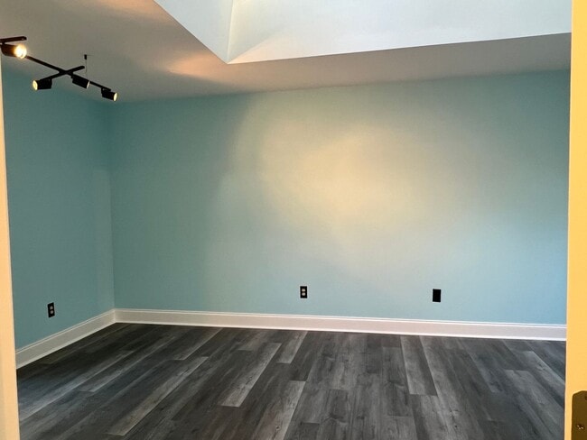 Building Photo - One-Level Updated Home in Hilton Head Plan...