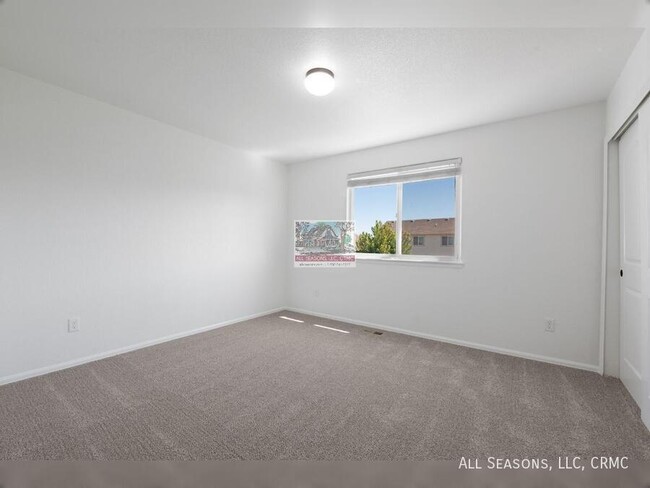 Building Photo - 4637 Dancing Light Way