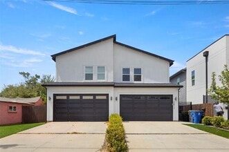 Building Photo - 2811 Harston St