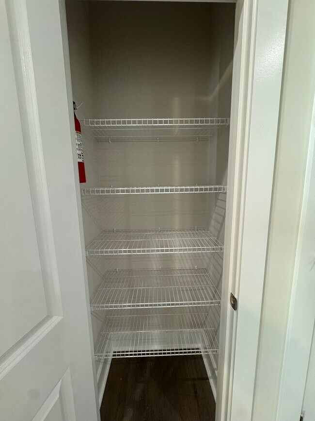 Building Photo - 115 Brawley Villas Pl