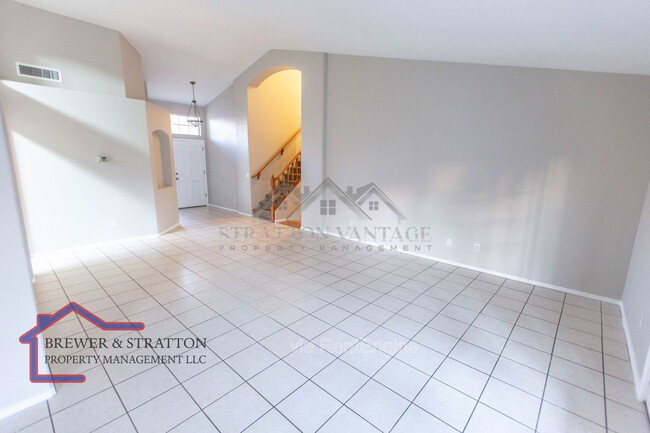 Building Photo - 1431 E Encinas Ave