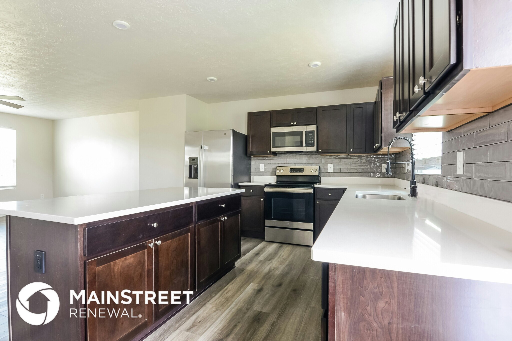 Building Photo - 13777 N Rising Sun Cir E