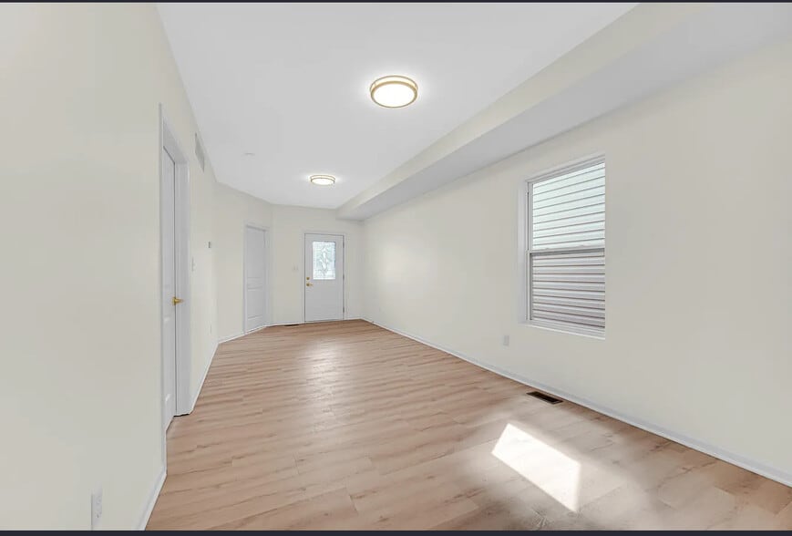 Building Photo - 508 W 144th St
