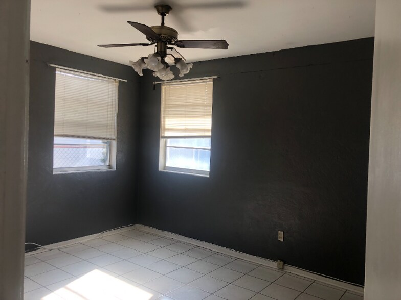 Building Photo - 23 Hibiscus Dr