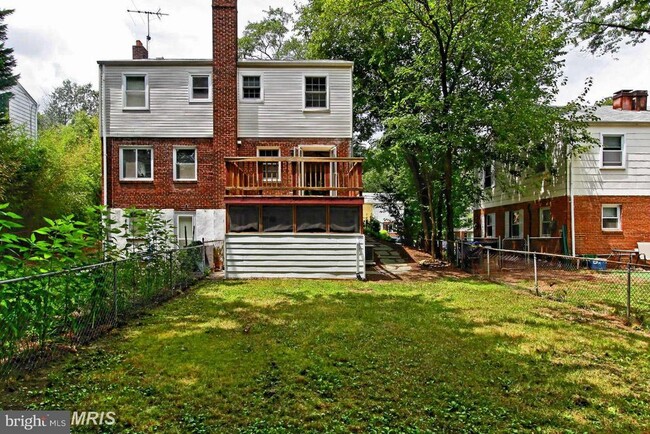 Building Photo - 5813 Fifer Dr