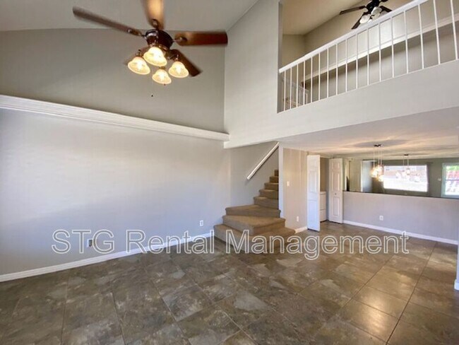 Building Photo - 490 E 700 S