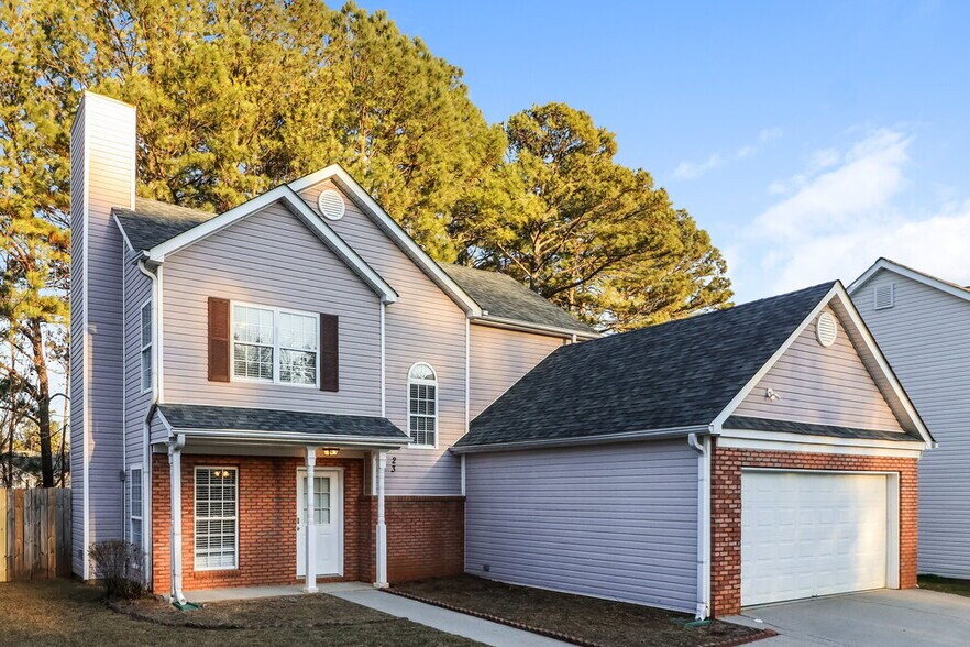 Building Photo - 23 Nellie Brook Dr SW