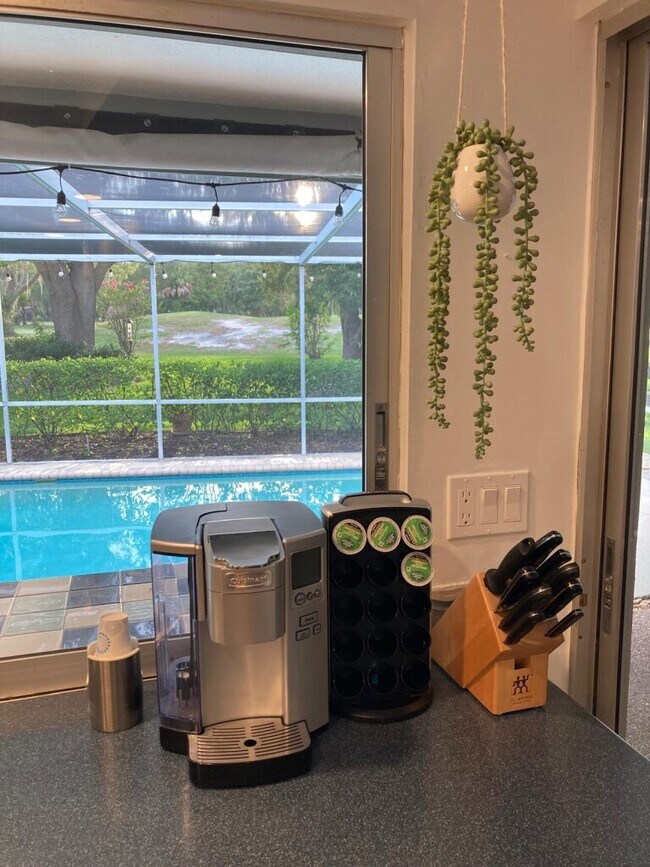 Building Photo - 2780 Landmark Dr