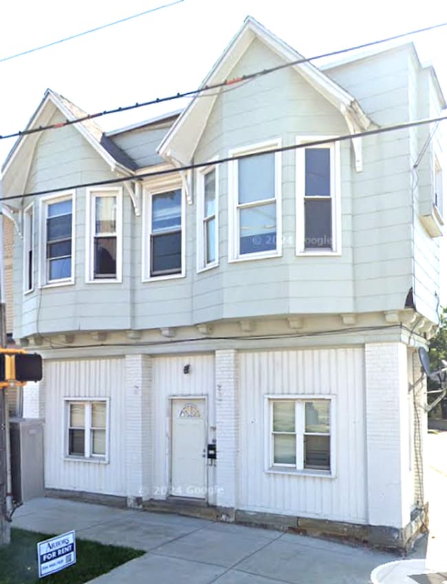 Building Photo - nbr142