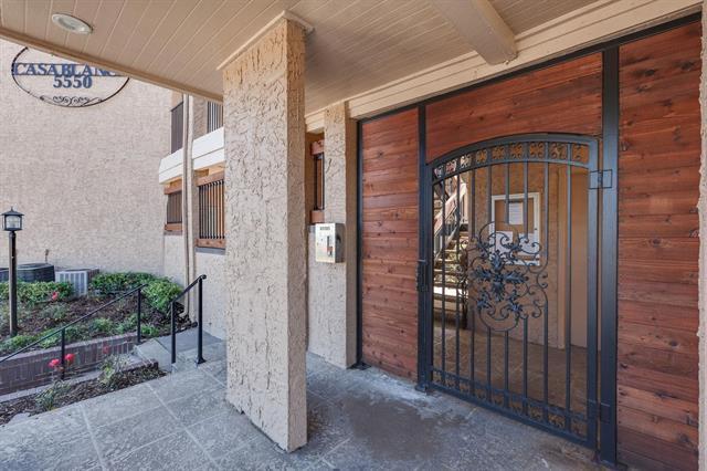 Building Photo - 5550 Spring Valley Rd