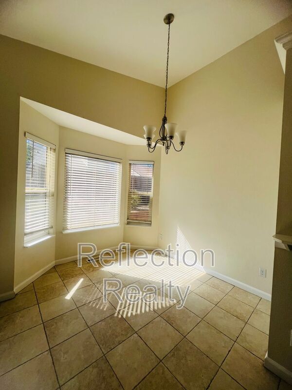 Building Photo - 5078 Pathfinder Dr