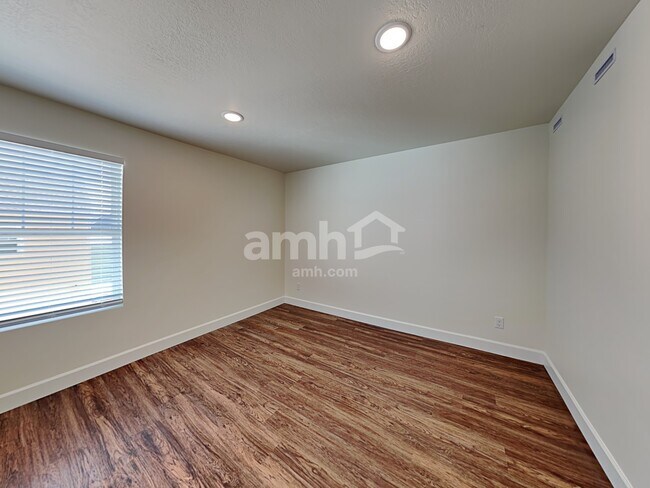 Building Photo - 6098 W Copper Hawk Dr