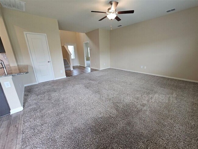 Building Photo - 3109 Bowen St