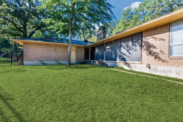 Building Photo - 1133 Day Dream Dr
