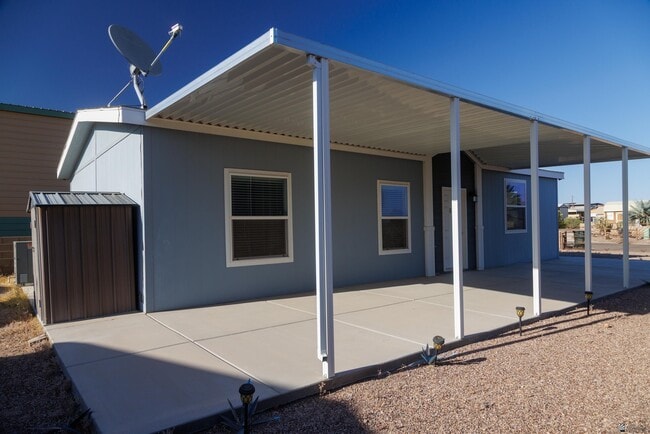 Building Photo - 10424 Mohave Trail