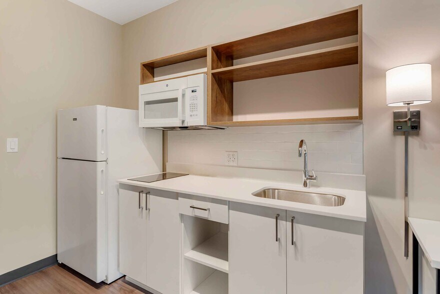 Building Photo - Furnished Studio-Charlottesville