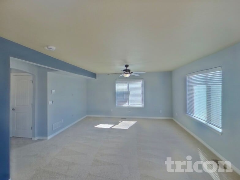 Building Photo - 9766 Silver Stirrup Dr