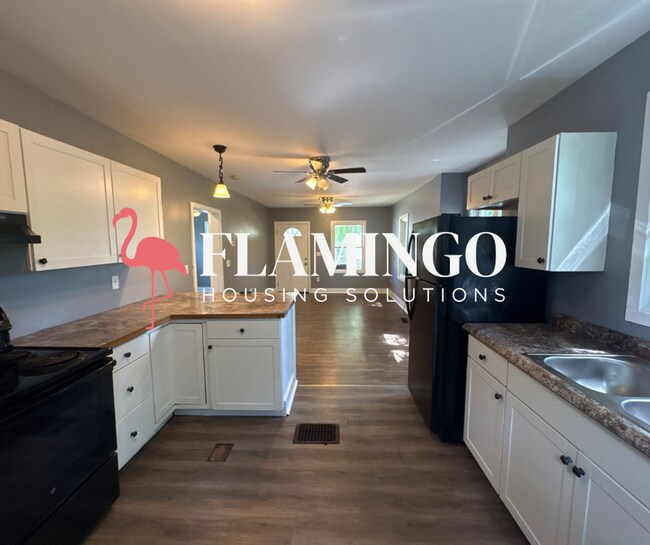 Building Photo - Cozy 2-Bedroom Home with Central Air in Dayton's Belmont Area