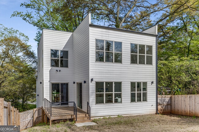 Building Photo - 1663 Richard Allen Dr