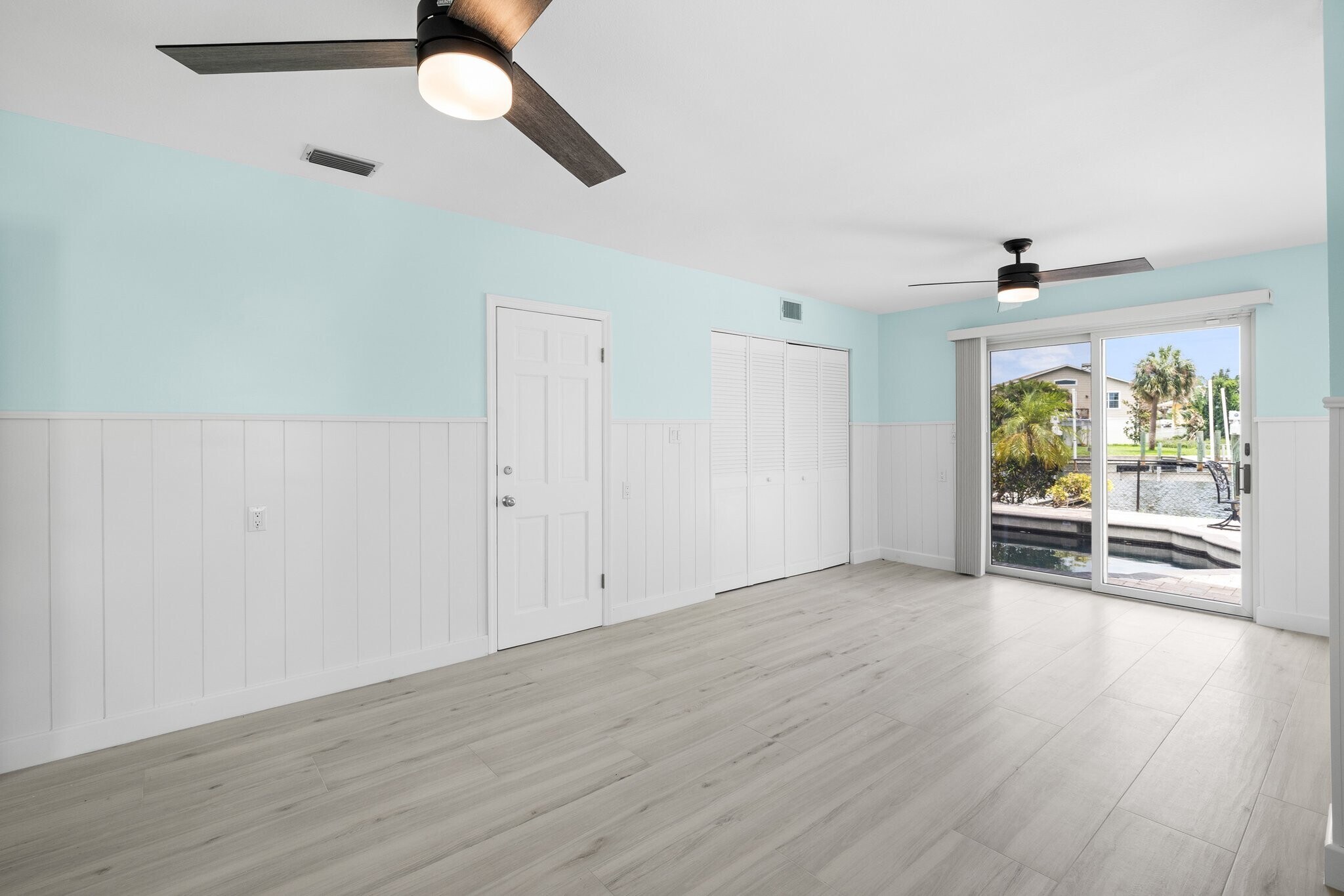Building Photo - 5541 Bayou Grande Blvd NE