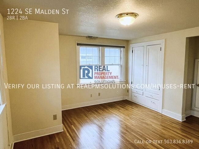 Building Photo - 1224 SE Malden St