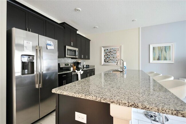 Building Photo - 9063 Dogleg Dr