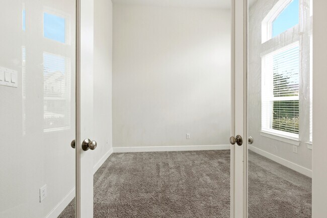 Building Photo - 4610 Elan Bend Ct