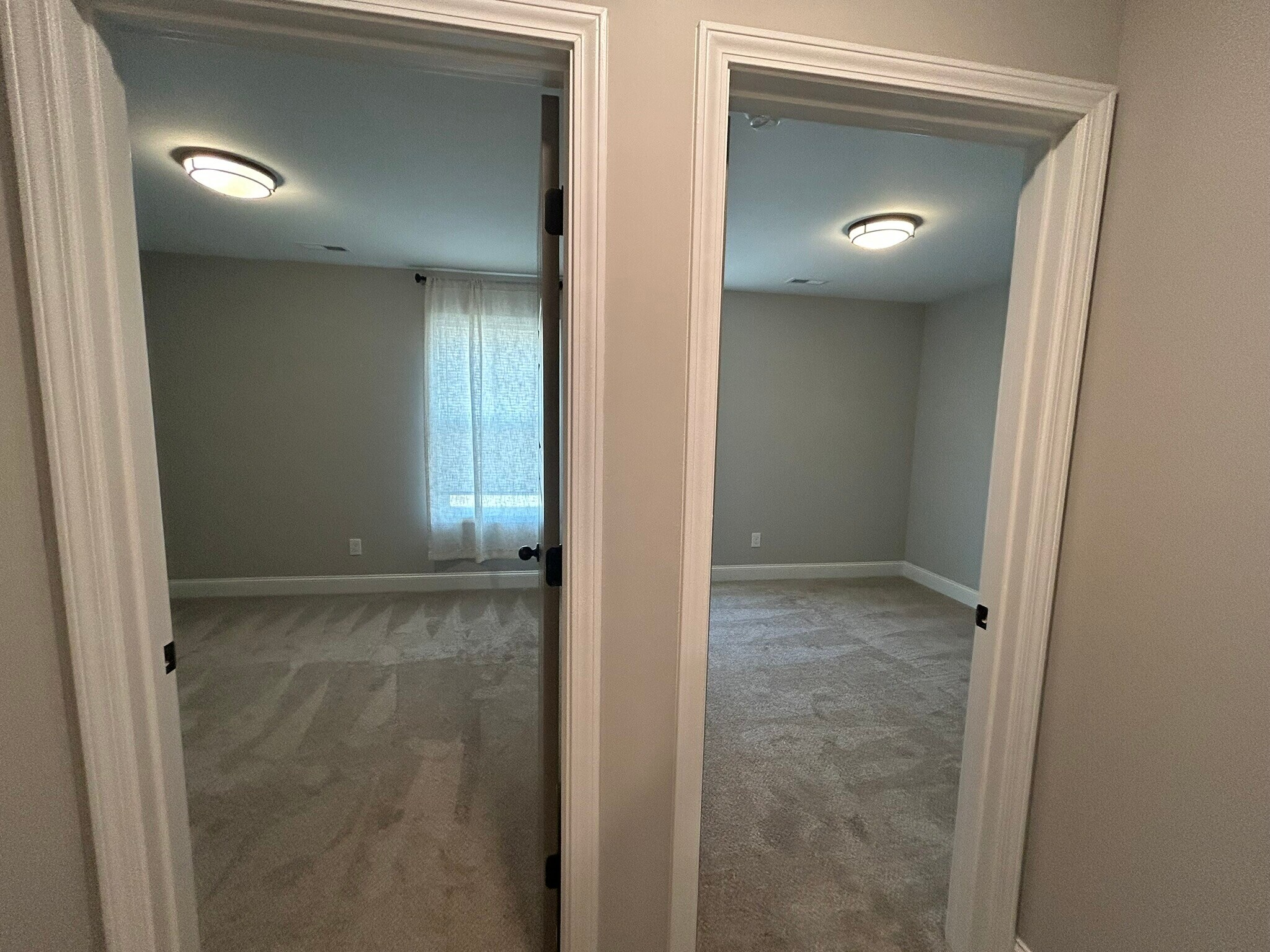 Building Photo - 163 Susan Lynn Dr