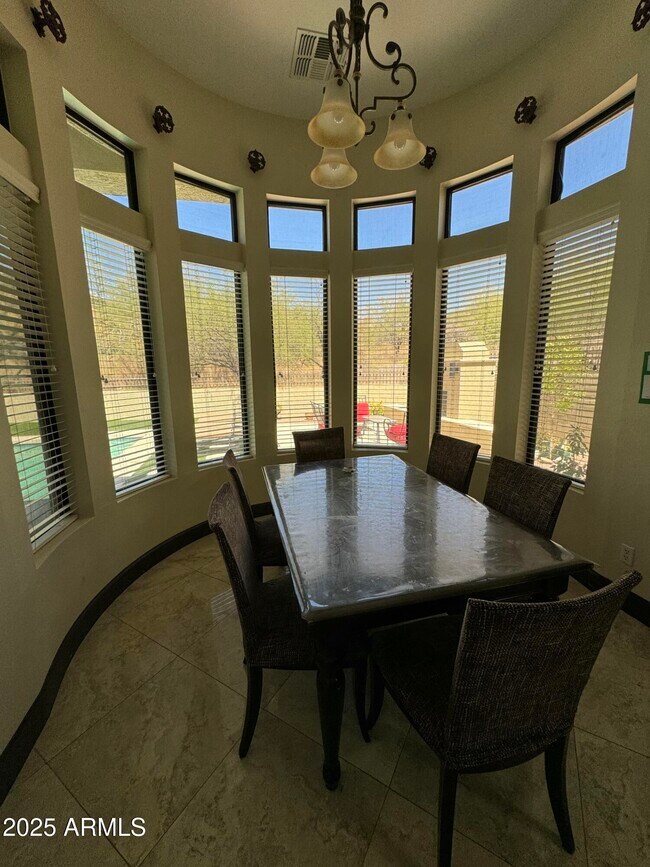 Building Photo - 4053 N Sage Creek Cir