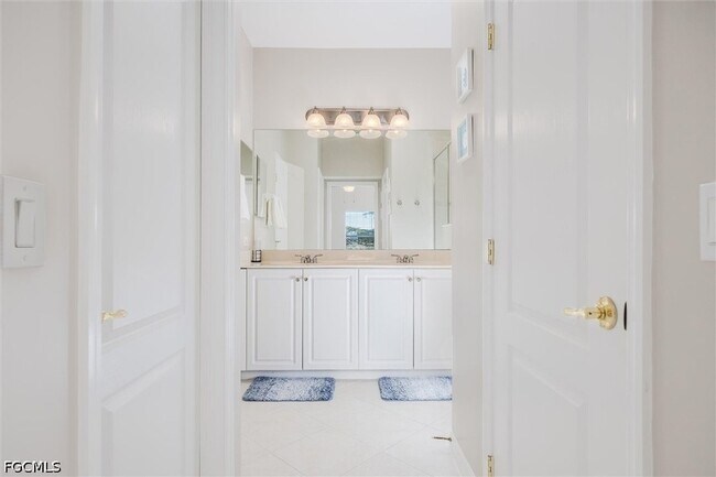 Building Photo - 3181 Cottonwood Bend