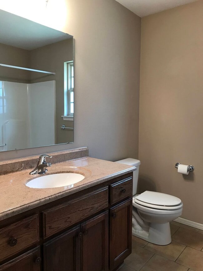 Building Photo - Executive Rental All Brick Home near South...
