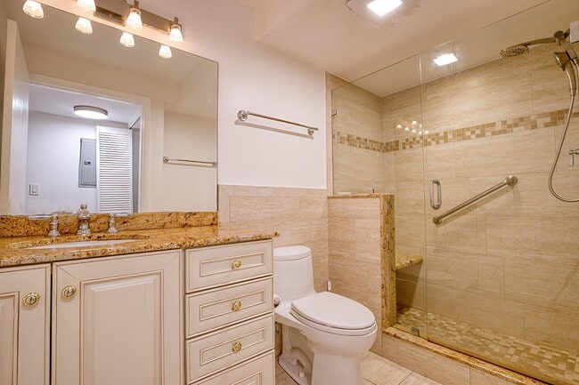 Building Photo - 1401 S Ocean Blvd
