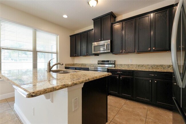 Building Photo - 9088 Outlook Rock Trail