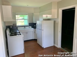 Building Photo - 111 Laddie Pl