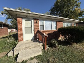 Building Photo - 3939 N Grand Ave