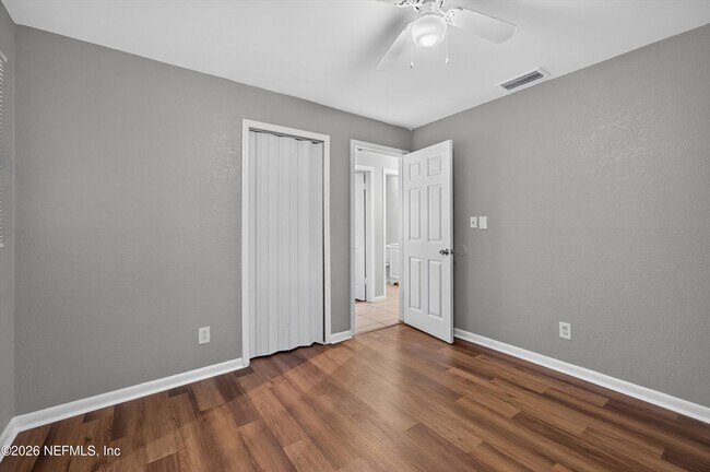Building Photo - 4030 Leonard Cir E